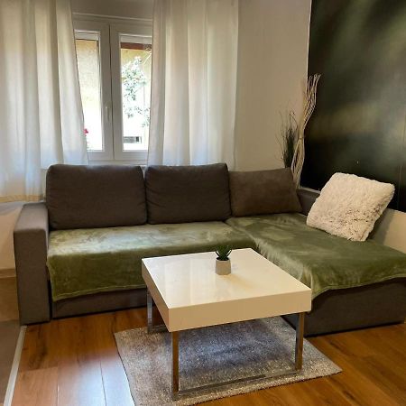Cozy 1B Apartment Vera-Self Check In Zagreb Bagian luar foto