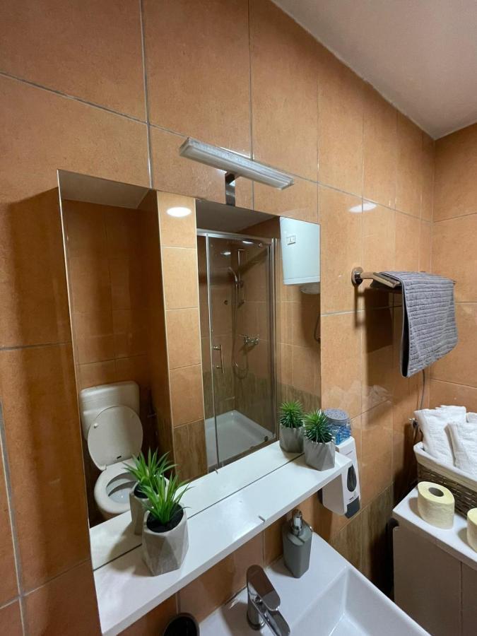 Cozy 1B Apartment Vera-Self Check In Zagreb Bagian luar foto